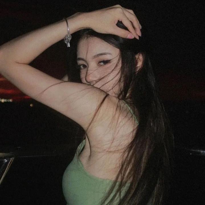 泡芙小姐